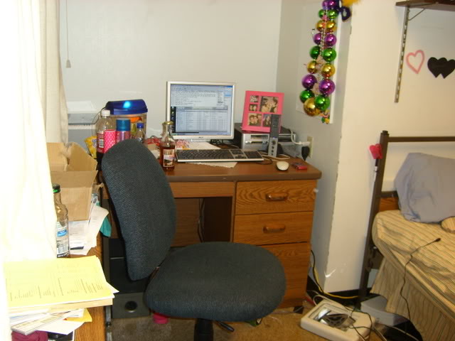 ai101.photobucket.com_albums_m68_susannajill_Room_20Cleaning_cleanroom005.jpg