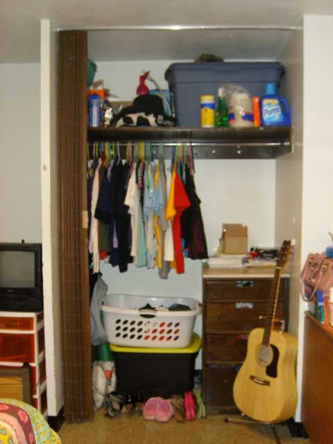 ai101.photobucket.com_albums_m68_susannajill_Room_20Cleaning_cleanroom012.jpg