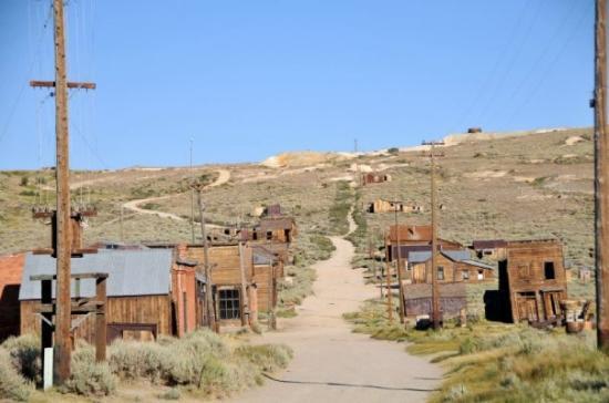 aimg832.imageshack.us_img832_7638_bodieghosttownca.jpg